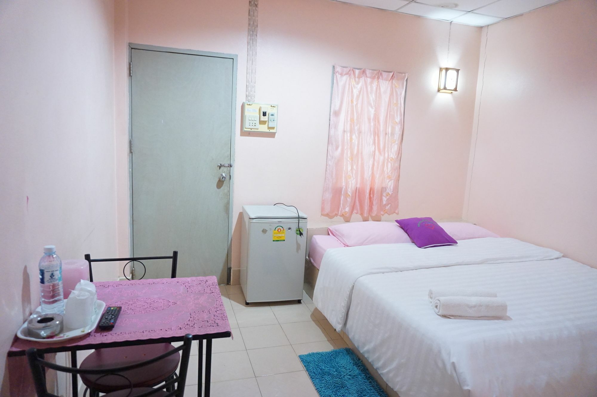 Montra Guesthouse Ranong Bagian luar foto